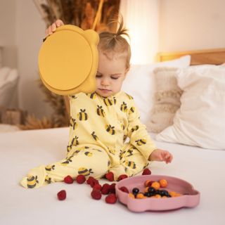 Objevte kvalitu a praktičnost našeho silikonového nádobí. 🍽️🍼 Věděli jste, že všechny dětské talíře a dětské misky z...