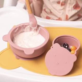 Jak vybrat správné nádobí pro první příkrmy? Silikonové nádobí je jednoduché na údržbu. 🍴 A to každá maminka chce, ušetřit...